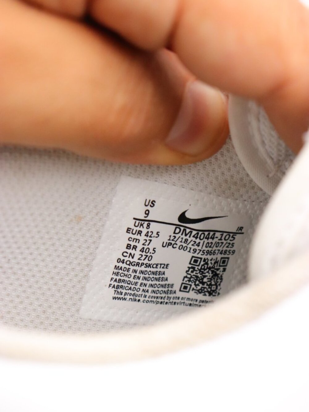Nike Classic Cortez Men's Sizes 9 White Black Lace Up Sneakers DM4044-105 - Picture 3 of 10